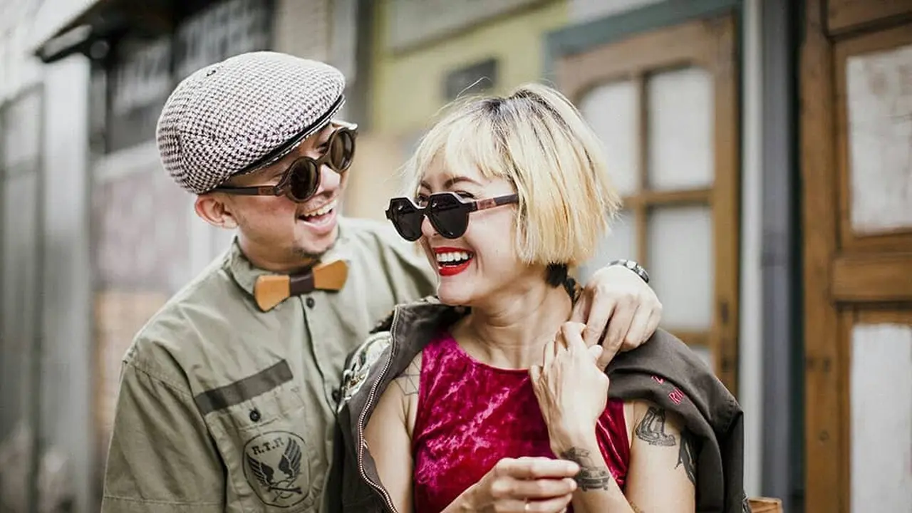 Poppy Sovia dan Gussaoki