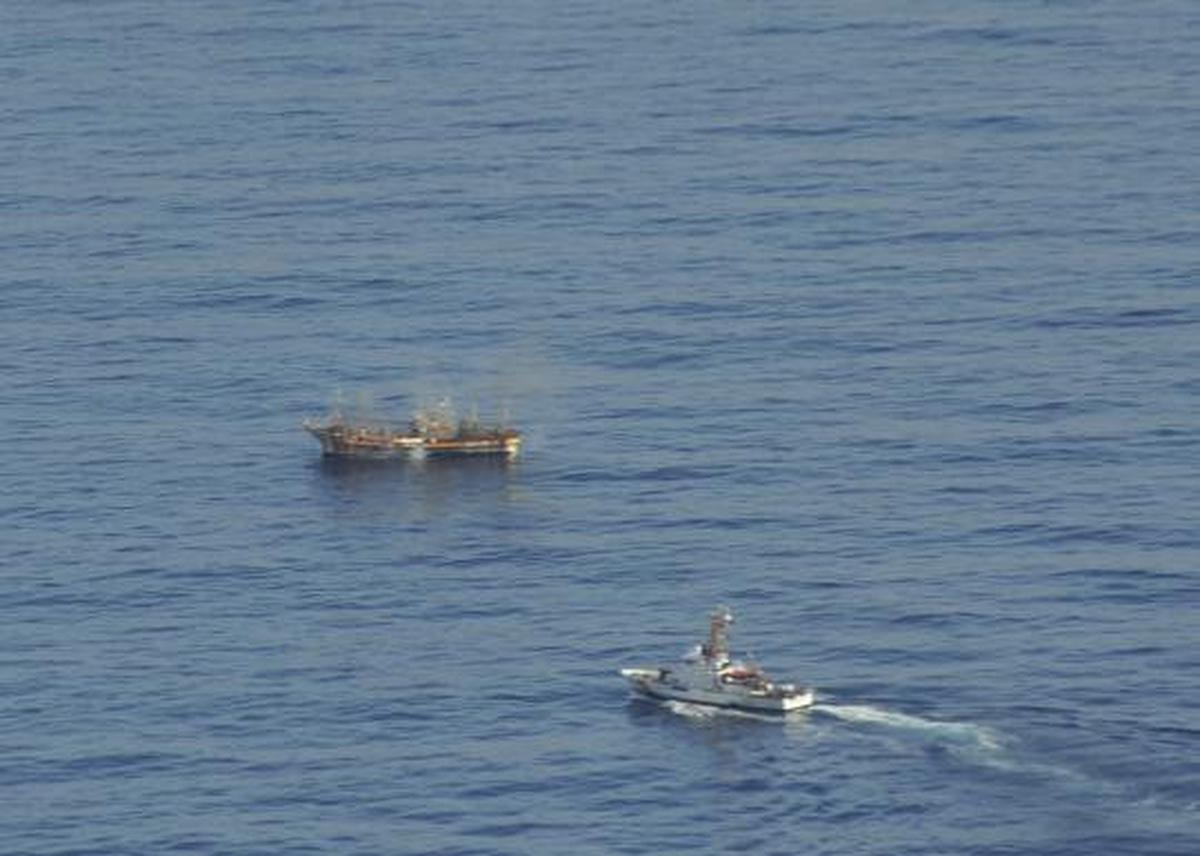 "Kapal Hantu" Jepang ditenggelamkan