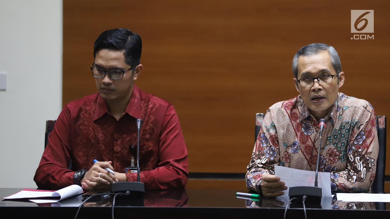 Tetapkan Bupati Cirebon Tersangka, KPK Tunjukkan Barang Bukti Gepokan Uang