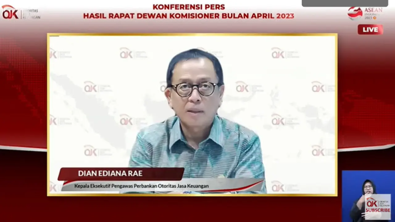 Kepala Eksekutif Pengawas Perbankan OJK Dian Ediana Rae menjelaskan mengenai tren kredit perbankan