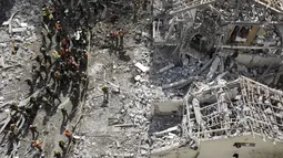Serangan tersebut terjadi hanya beberapa jam setelah rudal Amerika Serikat menghantam tiga fasilitas nuklir utama Iran. (AP/Oded Balilty)