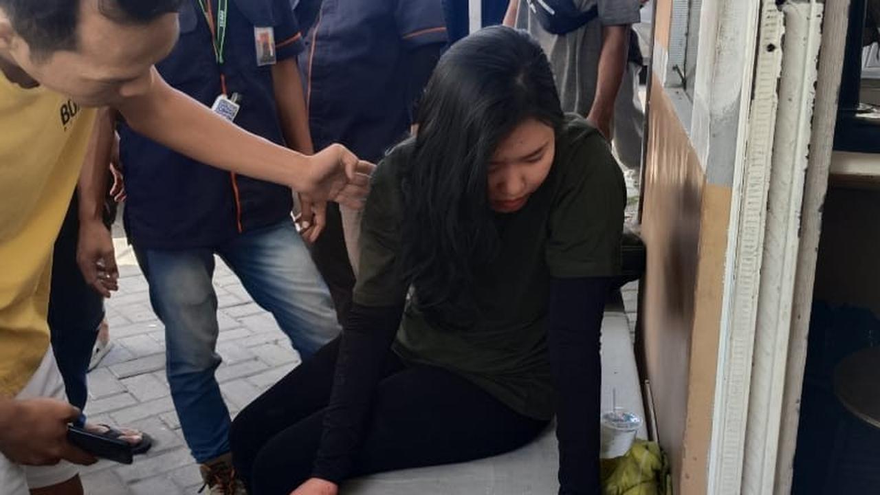 Kronologi Penumpang Wanita Tusuk Sopir Taksi Online Diduga Hendak Begal Mobil