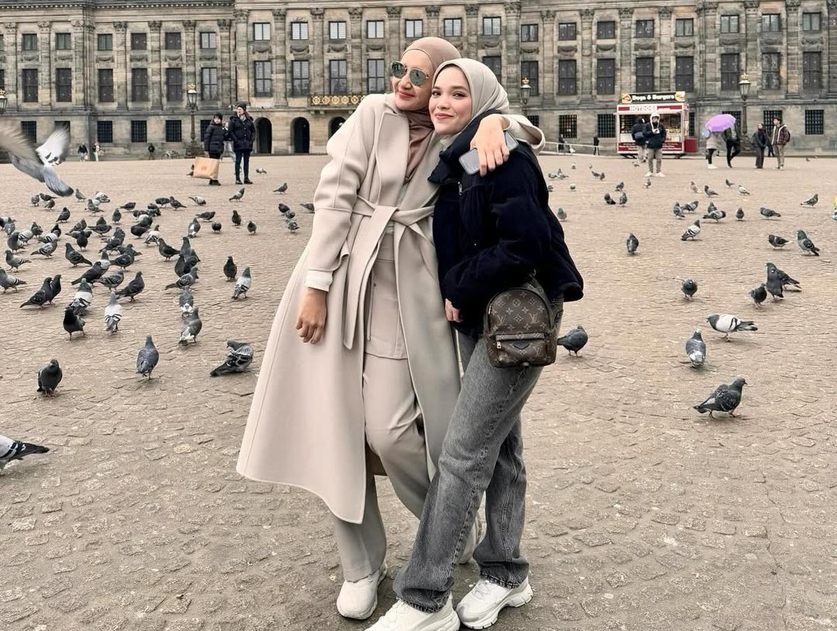 Potret Cantik Dhea Natasya, Adik Ipar Shireen dan Zaskia Sungkar yang Sudah Istiqomah Berhijab