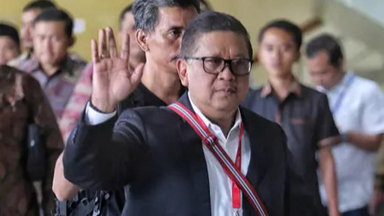 FOTO: Lambaian Tangan Hasto Kristiyanto saat Kembali Penuhi Panggilan KPK, Ngaku Siap Lahir Batin Jika Ditahan