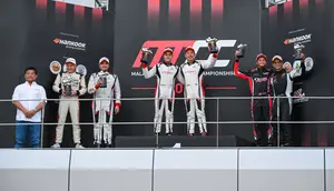 Pembalap Indonesia Avila Bahar Juara MTCC 300KM Round 3 di Sepang