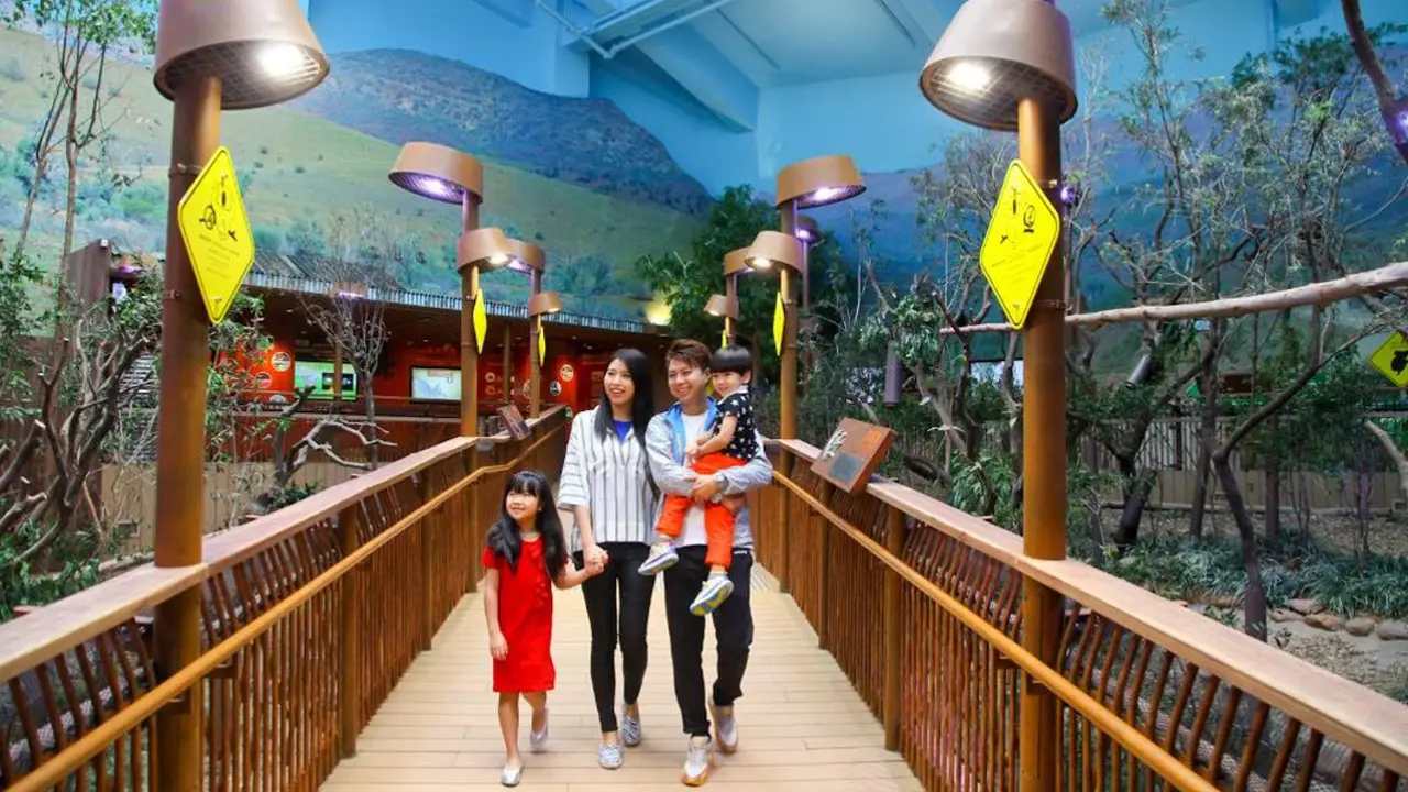 Ocean Park Hong Kong - Adventures in Australia 0415 1
