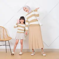 OOTD serasi bersama buah hati, credit: Milkan