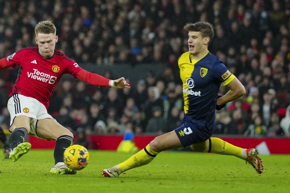 Foto: Old Trafford Tak Lagi Angker, MU Telan Kekalahan Ketujuh Musim Ini di Liga Inggris setelah Dihajar Bournemouth