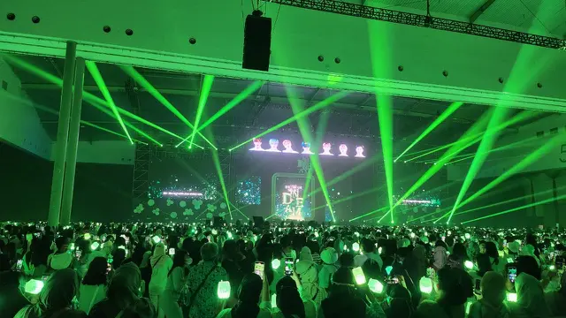 Konser NCT Dream di ICE BSD City, Tangerang, Sabtu (4/3/2023). (Liputan6.com/Zulfa Ayu Sundari)