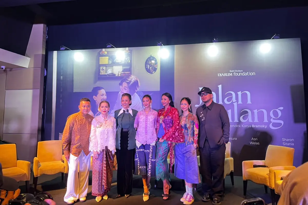 Film pendek Jalan Pulang resmi diluncurkan oleh Bakti Budaya Djarum Foundation sebagai bagian dari peringatan Hari Kebaya Nasional.