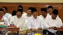 Menpora Imam Nahrawi (kedua kanan) menghadiri peresmian Gerakan Anak Nusantara Mengaji di Masjid Agung Sunda Kelapa Jakarta, Kamis (5/5/2016). Gerakan ini dilaksanakan serentak di seluruh Indonesia pada 7-8 Mei 2016. (Liputan6.com/Helmi Fithriansyah)
