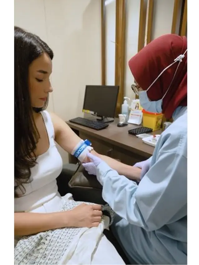 6 Potret Vanessa Lima Umumkan Hamil Anak Kedua, Jessica Iskandar Ikut Senang