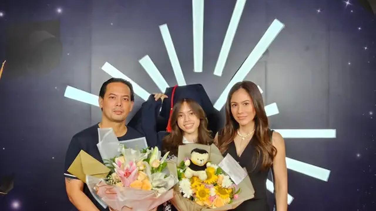 Fashion Wulan Guritno Hadiri Wisuda Anak, Simpel dan Elegan Kenakan Busana Serba Hitam