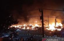Dampak Kebakaran Pasar Muaro Bungo Jambi: 120 Pedagang Terdampak dan Kerugian Miliaran Rupiah