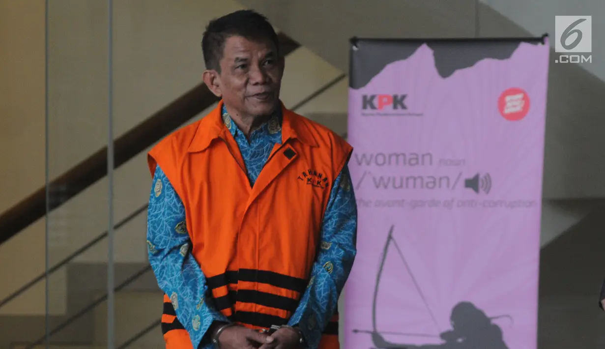 Mantan Kasatker Pelaksana Jaringan Pemanfaatan Air (PJPA) Balai Wilayah Sungai (BWS) Sumatera VII Bengkulu, M Fauzi  usai menjalani pemeriksaan oleh penyidik di Gedung KPK, Jakarta, Jumat (13/9/2019). (merdeka.com/Dwi Narwoko)