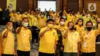 Ketum Partai Golkar Airlangga Hartarto saat menghadiri bimbingan teknis pilkada serentak 2020 di Jakarta, Minggu (30/8/2020). Bimbingan teknis dihadiri pimpinan DPRD dan Ketua Fraksi Partai Golkar untuk wilayah Sumatera II, Papua dan Papua Barat. (Liputan6.com/Johan Tallo)