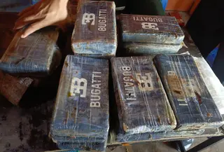 Kokain yang Ditemukan Terdampar di Bibir Pantai Selayar (Istimewa)