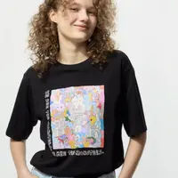 Uniqlo hadirkan koleksi kolaborasi bersama Pop Mart.