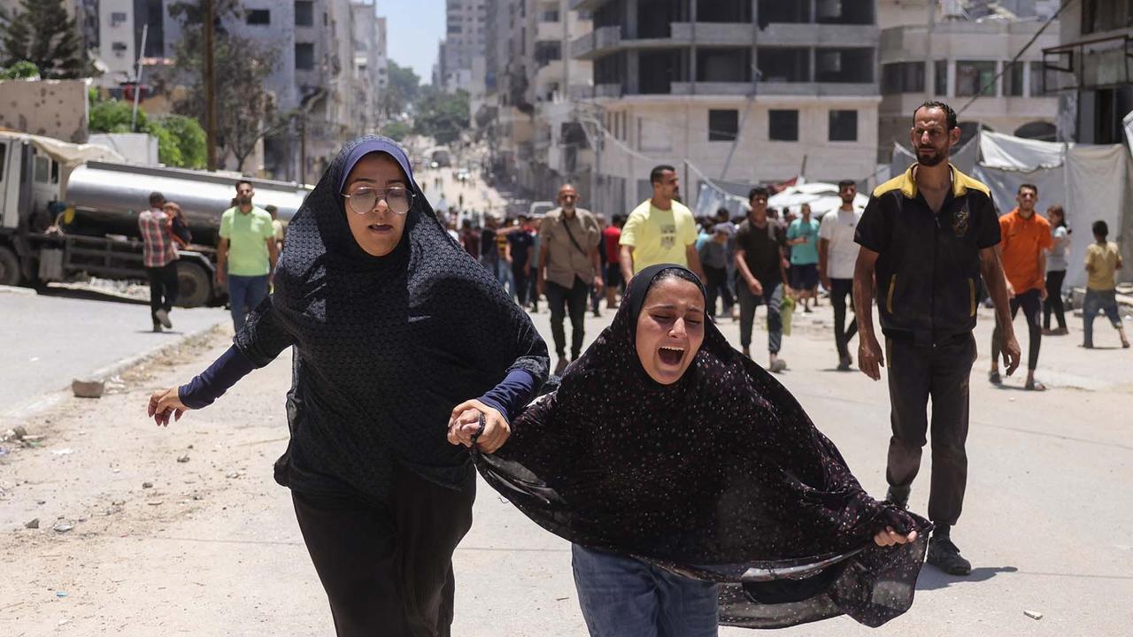 FOTO: Biadab! Serangan Israel Kembali Hantam Tenda Pengungsi di Gaza
