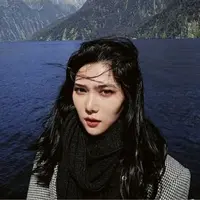 Potret Terbaru Isyana Sarasvati dengan Makeup Simple (credit: instagram/isyanasarasvati)