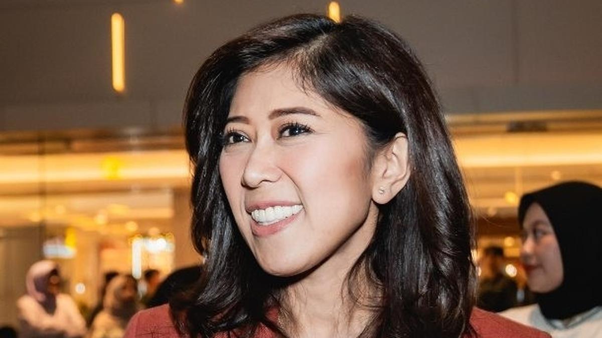 6 Potret Menteri Meutya Hafid Nonton Film 2nd Miracle In Cell No. 7: Tak Menyangka Bakal Diajak Nangis