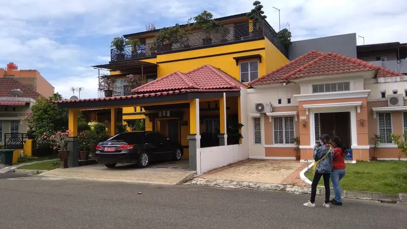 Rumah Mewah Orang Kepercayaan Nurdin Basirun