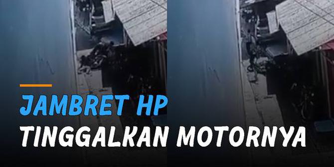 VIDEO: Kocak, Jambret HP Tinggalkan Motornya di TKP