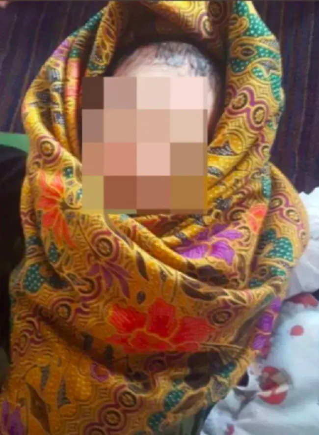 Seorang gadis muda sembunyikan bayinya yang baru lahir di sebuah lemari.  Source: Berita Harian / bharian.com.my