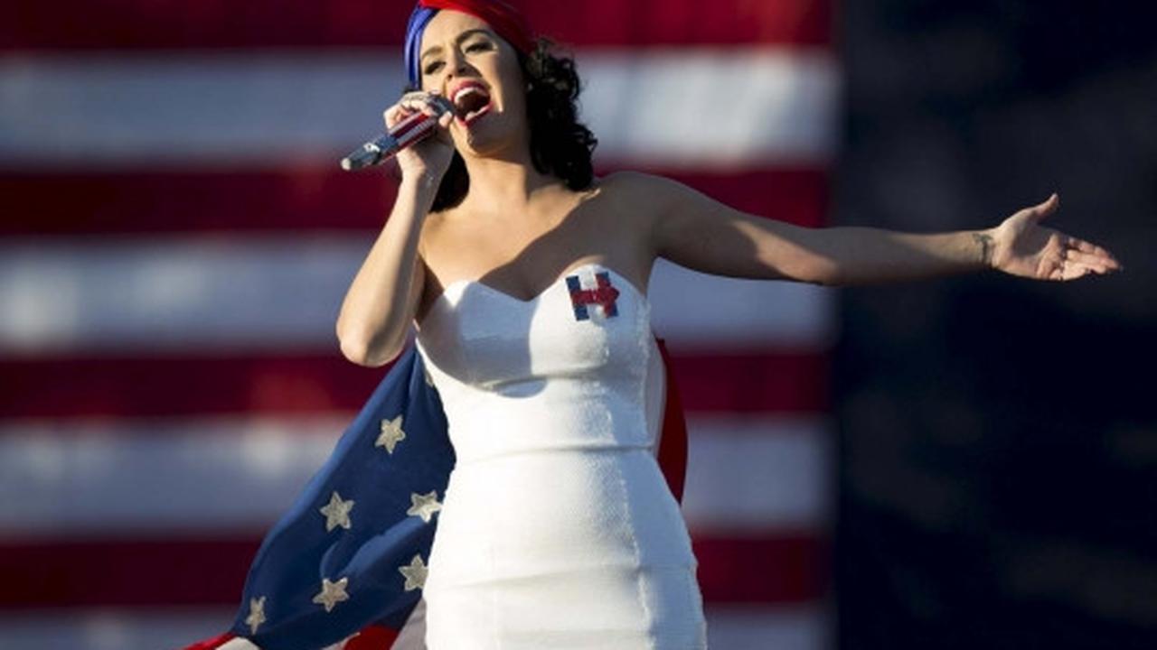 Aksi Katy Perry jadi 'juru kampanye' Capres AS Hillary Clinton