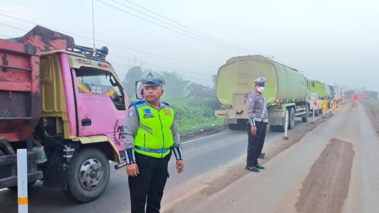 Tahukah Anda Jembatan Sei Lenggana Sampit Ditutup Total? Satlantas Kotim Siagakan Pengaturan Lalu Lintas