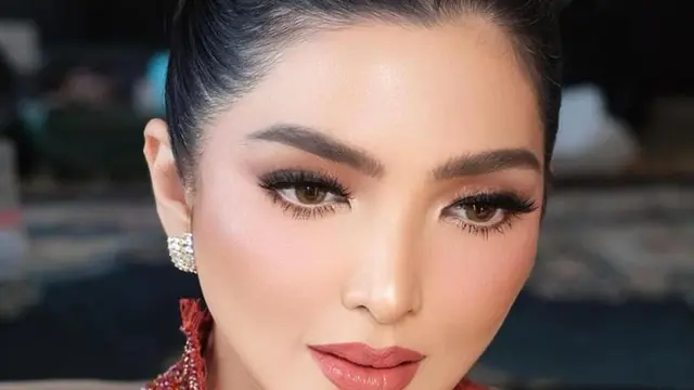 Detail riasan ashanty di acara kondangan. (credit:instagram.com/ashanty_ash)