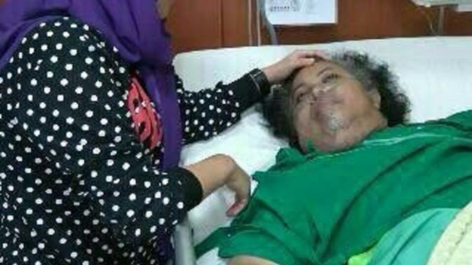 Budi Anduk Sakit, Istri Hanya Bisa Berdoa - Celeb Bintang.com