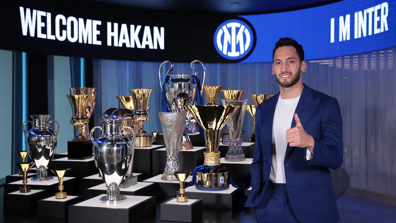 Hakan Calhanoglu