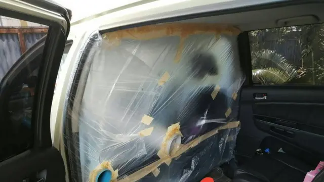 Pria Thailand modifikasi mobil agar terhindar dari Corona