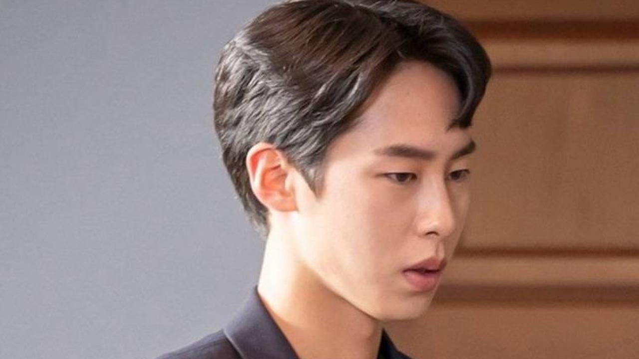 Dengan karier yang semakin berkembang dan hubungan barunya dengan Karina aespa, Lee Jae Wook terus menarik perhatian sebagai salah satu aktor muda berbakat Korea Selatan yang patut diperhitungkan.