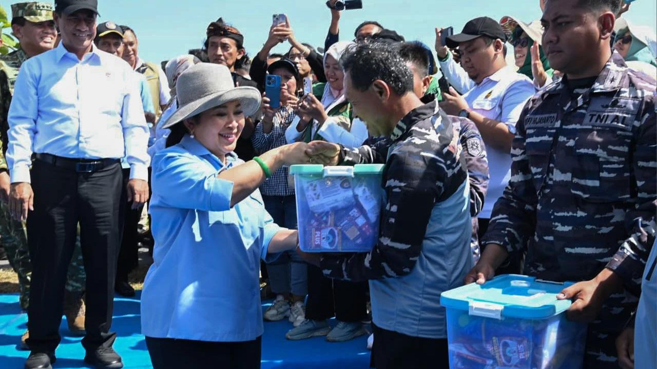 FOTO: Panen Raya Kedelai Digelar di Nganjuk