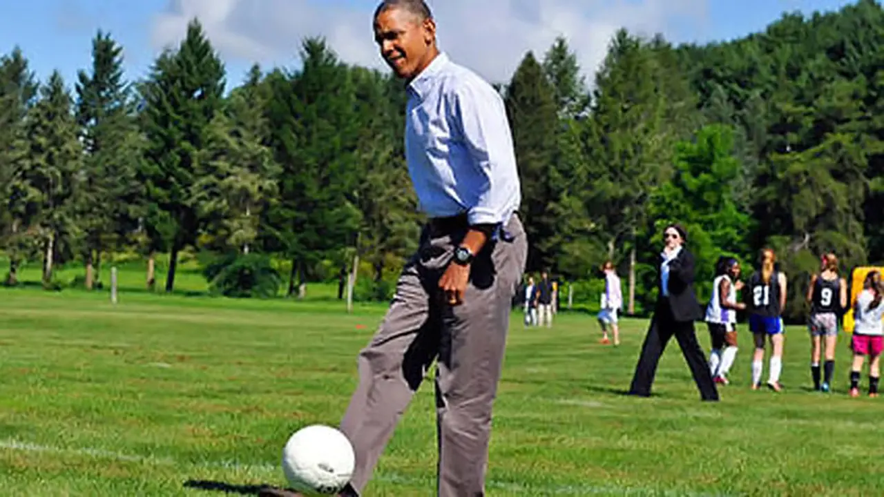 obama-jugling-130829c.jpg