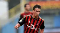 Video Kehebatan Wonderkid AC Milan: Davide di Molfetta