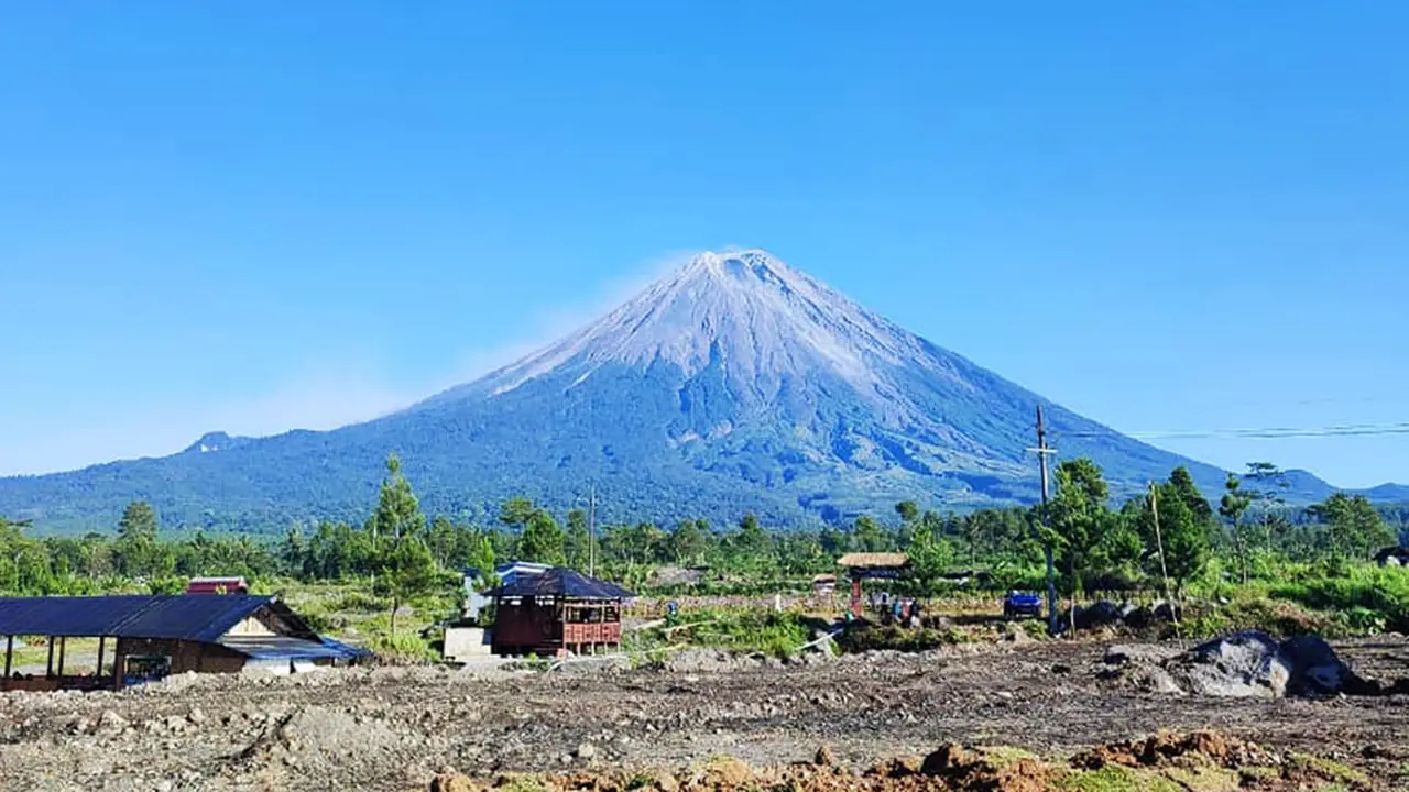 Gunung Semeru Level Awas