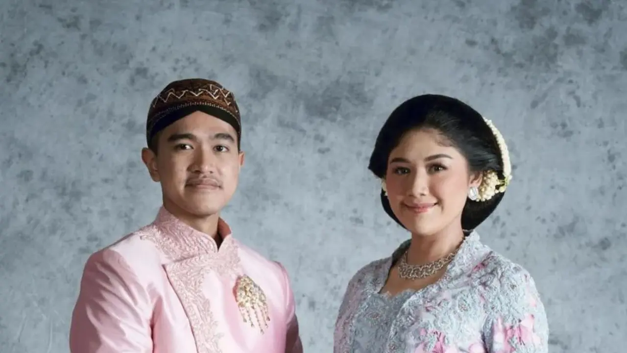 Cerita Manis di Balik Kebaya Didiet Maulana yang Dipakai Erina Gudono Saat Tujuh Bulanan
