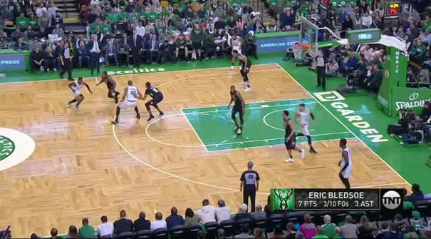 Berita video game recap NBA 2017-2018 antara Boston Celtics melawan Milwaukee Bucks dengan skor 113-107.