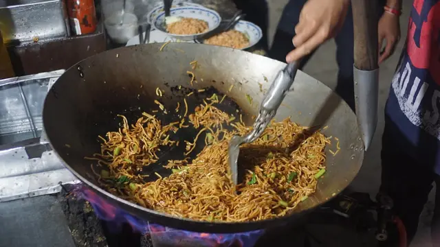Nasi goreng dekat Alun-Alun Surabaya (Foto: Google Maps)