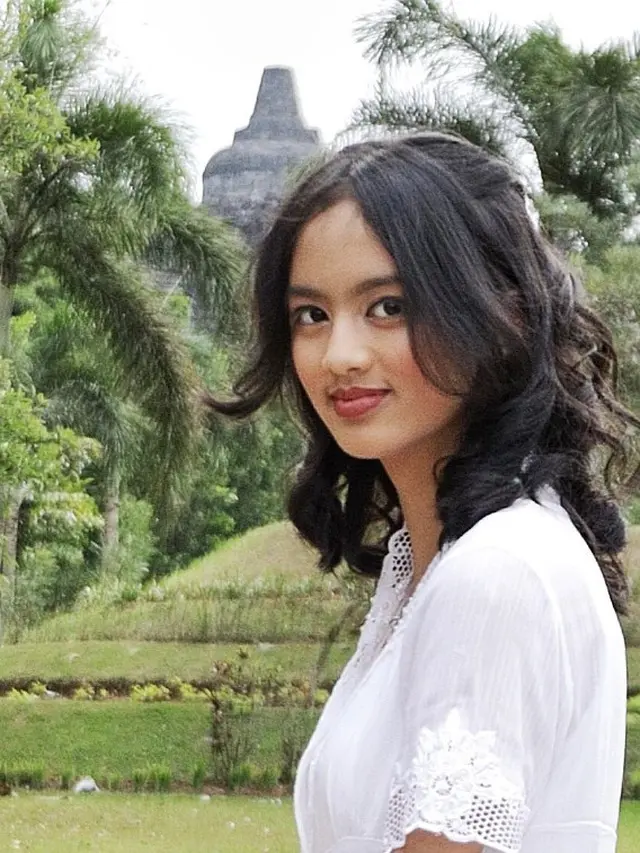 Atisha Prajna, putri Dewi Lestari (Instagram/deelestari)