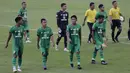 Pemain Bhayangkara FC usai melawan PSM Makassar pada laga uji coba di Stadion PTIK, Jakarta, Rabu, (5/2/2020). Bhayangkara FC takluk 0-1 dari PSM Makassar. (Bola.com/M Iqbal Ichsan)