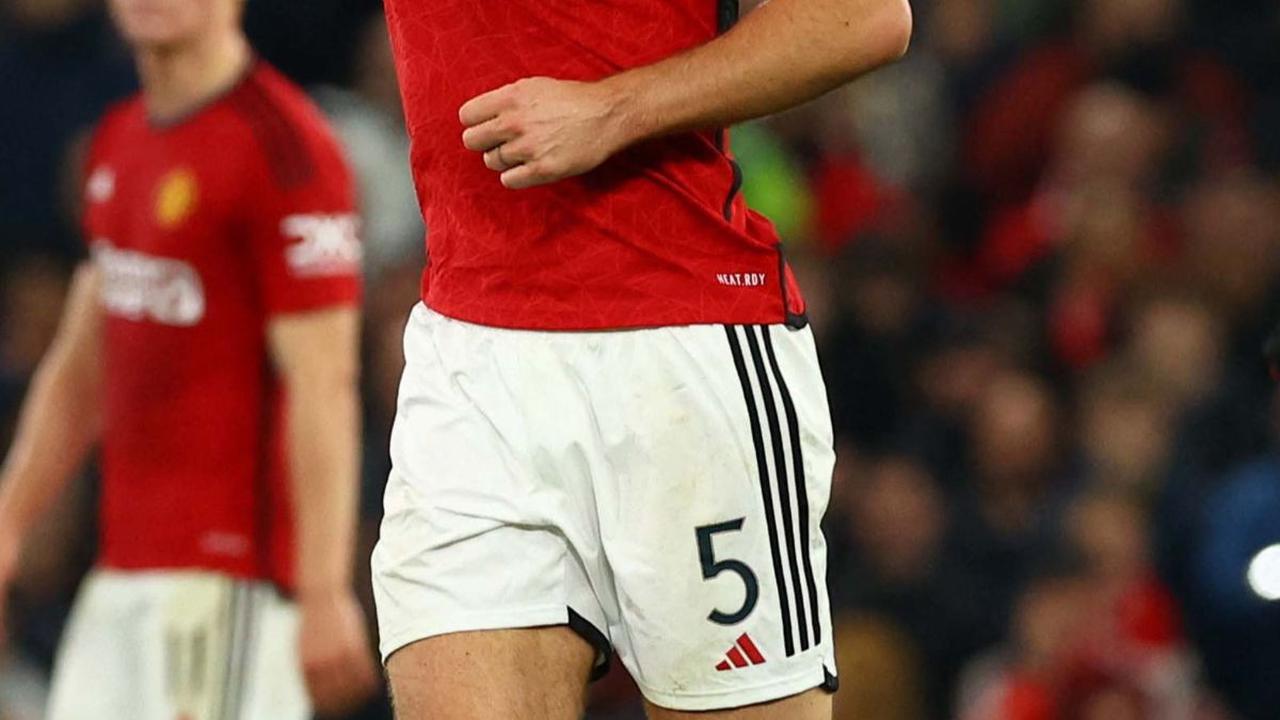 Harry Maguire membuat publik tuan rumah bersorak sorai saat golnya menit 72' mampu membobol gawang FC Copenhagen.