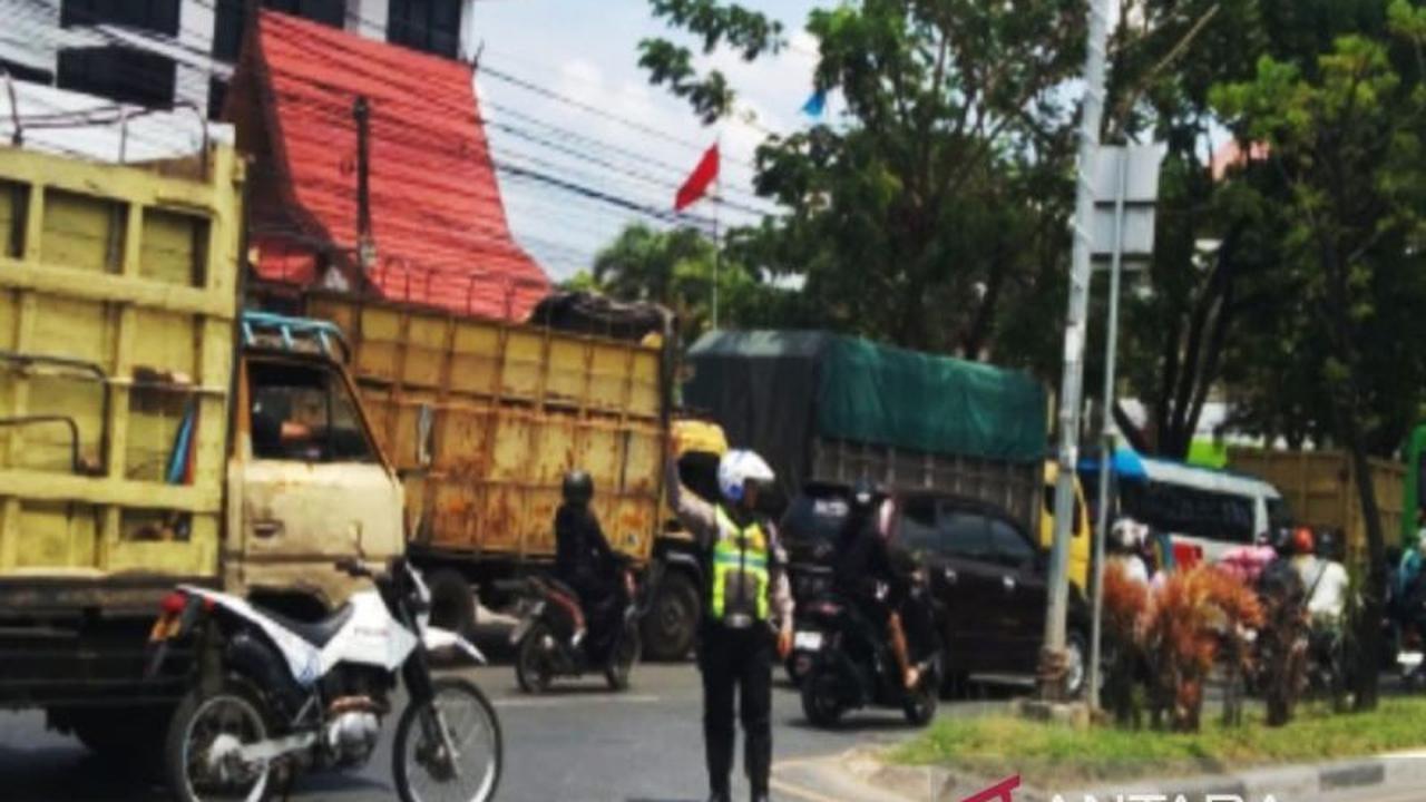 Polisi Sarankan Jam Malam untuk Suplai Solar Banjarmasin, Mampukah Atasi Kemacetan Akut?