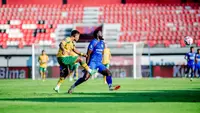 Tempat Menonton Arema vs Persebaya Surabaya, Selasa 28 April 2026 Pukul 15.30 WIB