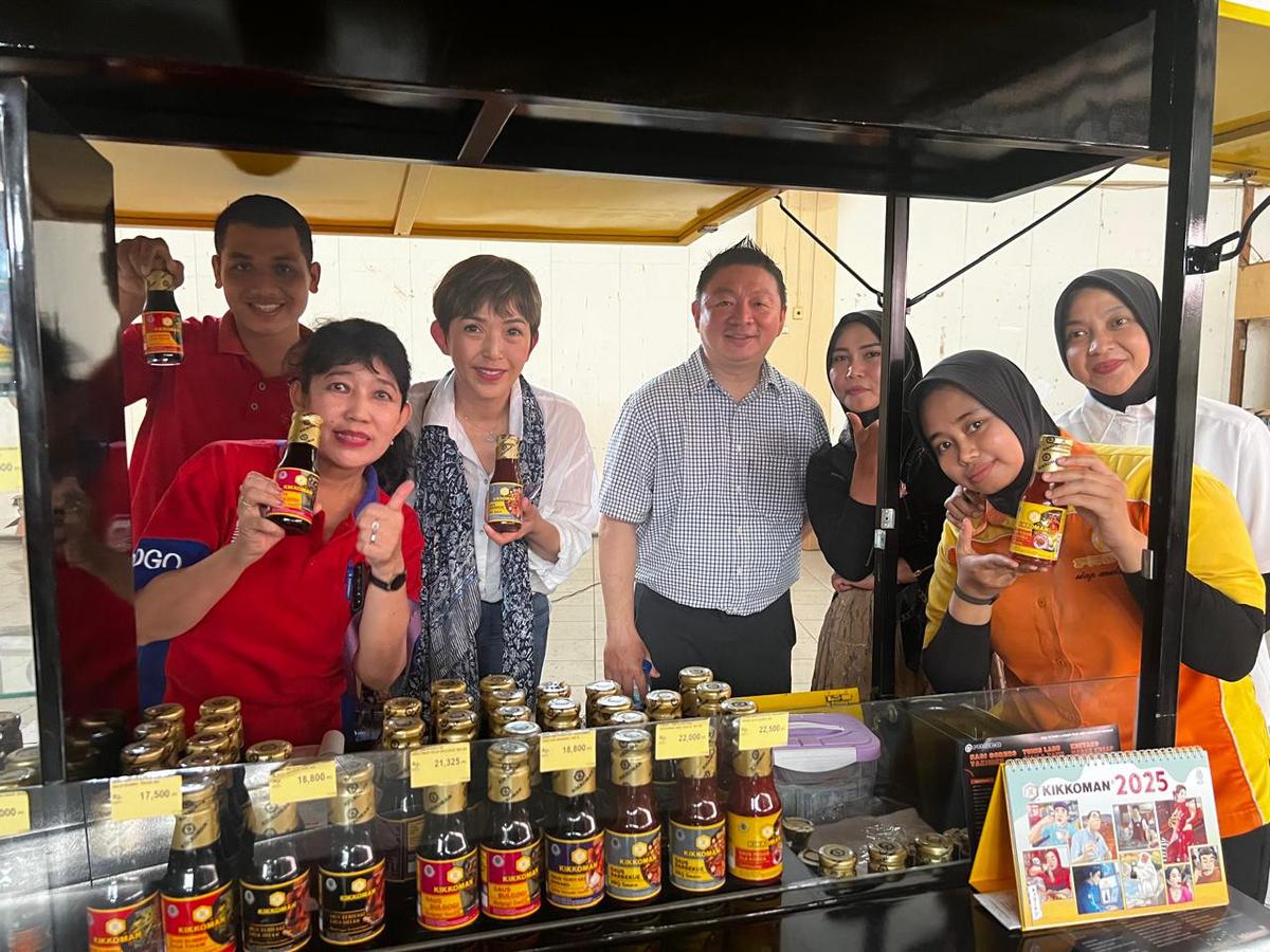 The  Evolution of Jakarta's street food