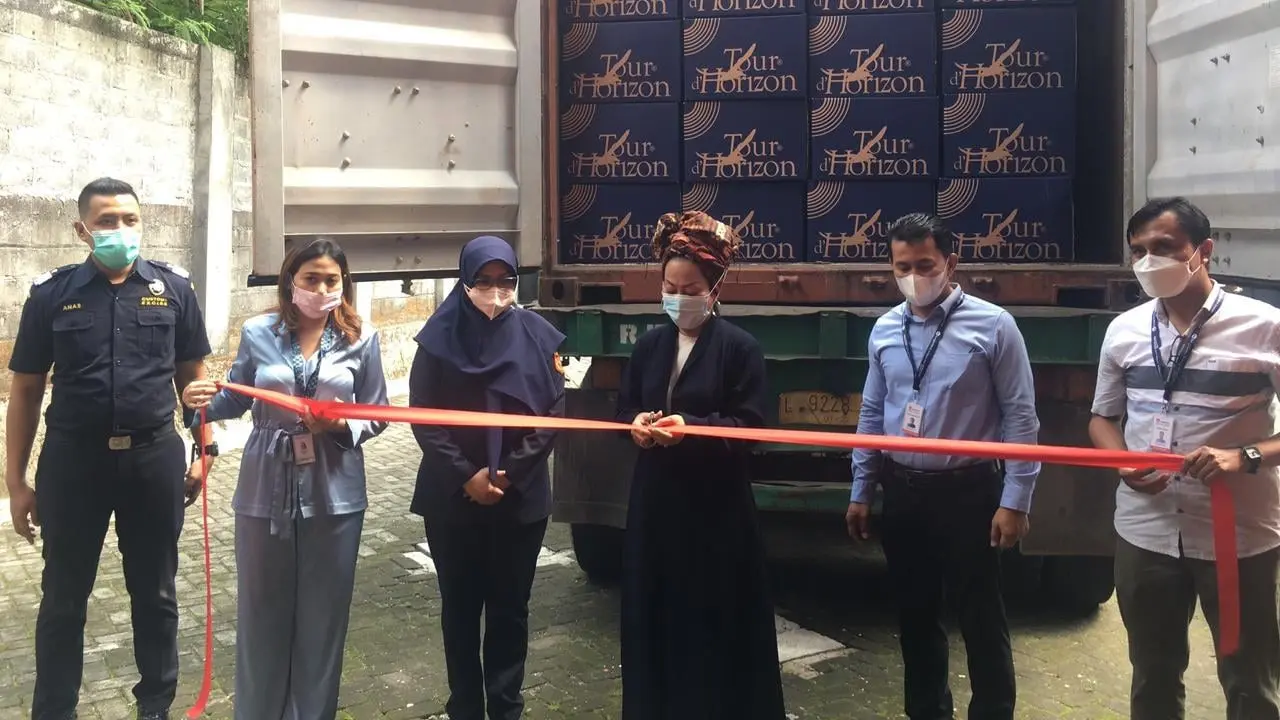 Manfaatkan Fasilitas KITE IKM, Bea Cukai Yogyakarta Lepas Ekspor Handicraft ke Amerika