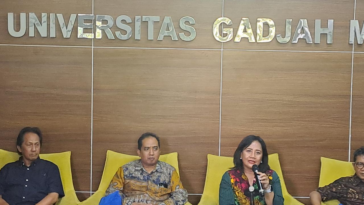 VIDEO: Dekan Fakultas Kehutanan UGM "Ijazah Asli yang Memegang Adalah Pak Jokowi"